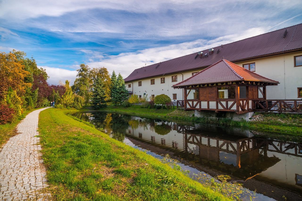 Hotel Karczyce Exterior foto